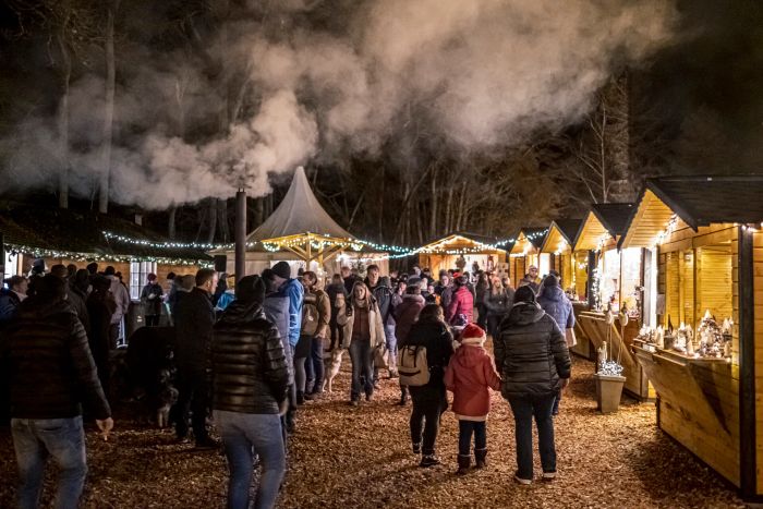 Weihnachtsmarkt an der Heringer Millen im Winter